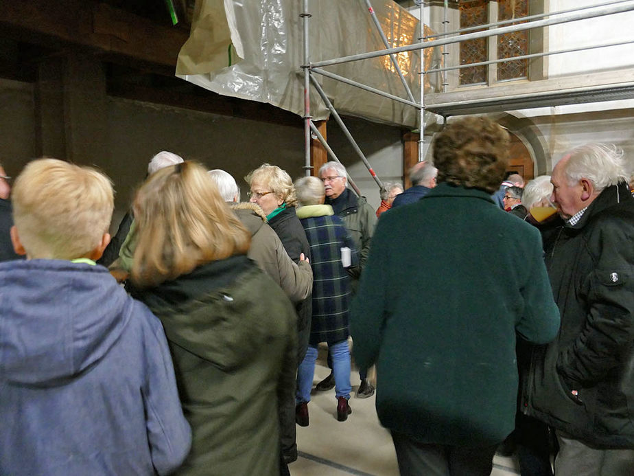 Heilige Messe auf der Baustelle zum 4. Advent (Foto: Karl-Franz Thiede)